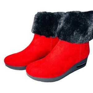 DKNY Abri Wedge Ankle Boots Faux Fur Trim Red & Black Womens Size 6.5 RN68596
